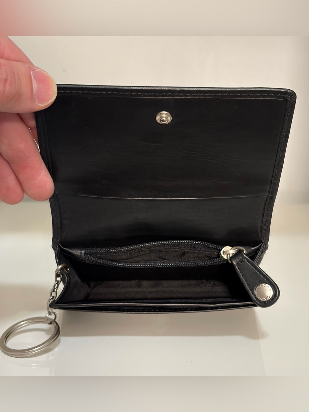 Vintage Coach Bedford Purse Wallet in Black Leather with Key Ring & Snap Closure - Picture 10 of 14